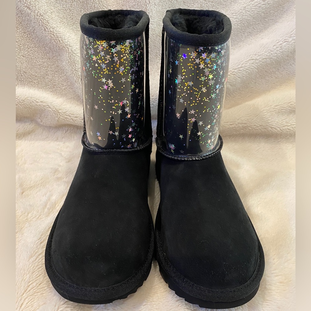 UGG Classic II Clear Glitter Stars Black Boots Kids Size 6 = Women's Size 7 NWOB - Picture 3 of 10